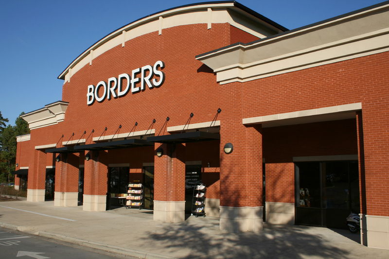 200 Borders locations