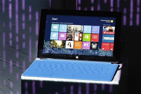 Microsoft sold 40 million Windows 8 licenses in month