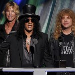 Rock Legend “Guns N' Roses” Gets Boos, Axl Rose A No Show