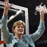 Legendary Lady Vols Coach Pat Summitt Forced Out of Her Job?