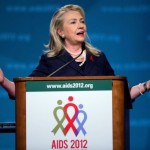 Clinton reveals plan on combating AIDS