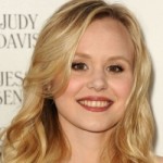 Alison Pill Still Embarrassed By Twitter Photo Last Year